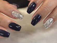 マラマネイル(Malama Nail)/ネイビー×シルバーラメ×フィル