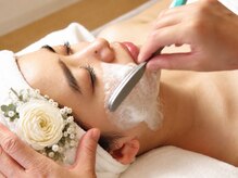 ミータイム(me time)の雰囲気（本番前撮り前におすすめ！光沢＆化粧ノリUPなお顔シェービング♪）