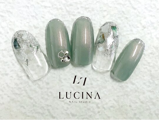 2025年冬】ニュアンス グリーンのネイルデザイン集｜人気順  