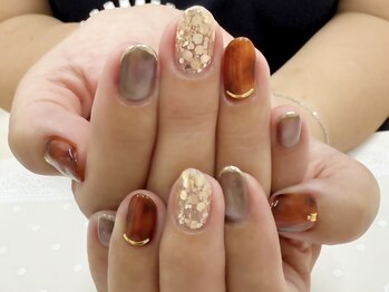 プルミエ ネイル(Premier Nail)の写真/定番デザイン～ニュアンス・韓国ネイルまで多彩なアート★定額でもカラー変更・カラーのご提案もOK♪