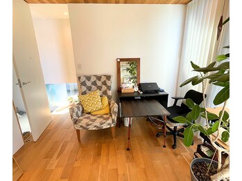 【肩こり・首/肩の痛み専門】さくらの整体院/カウンセリングスペース