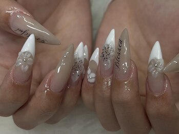 リヴィ(Riviy)/フラワー 筆記体