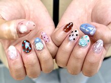 ハズグラスネイル(Haze Grass nail)/ドットネイル