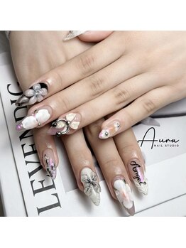 個性派フラワーネイル