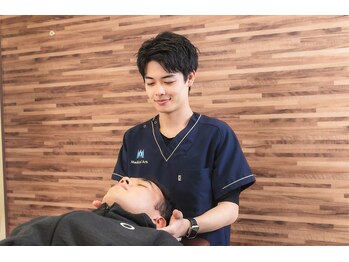 町田かなで整骨院の写真/デスクワークや日常生活による首・肩こりを原因からアプローチ！根本施術で不調の出にくい身体へ！
