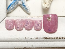 水彩画フラワー　フットネイル