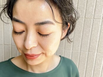 サン美容室(SUN美容室)の写真/眉ワックスからハリウッドブロウまでお任せ☆【アイブロウワックス￥4300～】マンツーマン施術で大満足♪