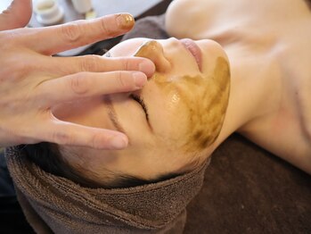 プライベートサロン ヴィヴィアン(Vivian)/碧ハーブピーリング