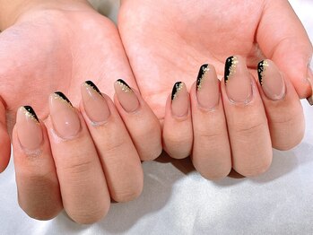 ウィウィ(U'IU'I)/成人式ネイル