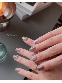 ゴトラネイル(5.tr_nail)/（裏）おしゃれマグネット