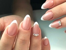 フレンチネイル