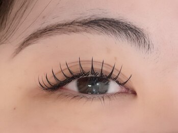 アイモア 名駅店(eye mor.)の写真/季節やトレンド、気分に合わせてまつエクにも彩りを‥*絶妙な8色のカラーエクステから何色でもミックスOK◆