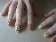 moqu.【モク】/ちぐはぐニュアンスネイル