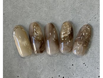 ニアウネイル(niau nail.)/ニュアンスネイル