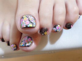 フラワーリゾート♪フットネイル