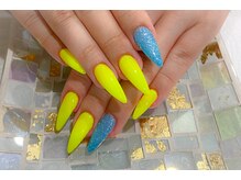 グランディール(Grandir)/ネオンsummerネイル