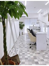 ミオウ(Miou’) mo mo