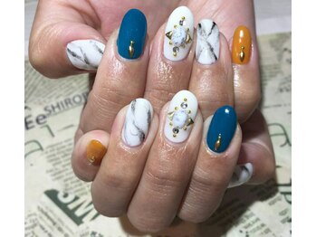 トータルサロン 白べぇーっ プラス/大理石風ネイル*