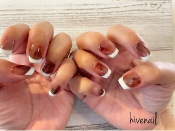 ハイブネイル(Hive nail)/ニュアンスカラーフレンチ