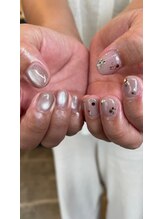 フリープ(freep)/アシメ/マグネット/秋ネイル