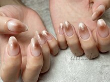 ダズル(dazzle)/マグネットチークネイル