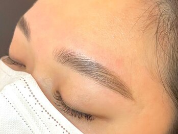 アイリス アイラッシュ(IRIS eyelash)/ハリウッドブロウリフト