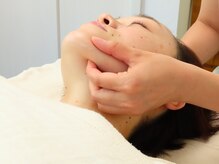 フー(Hoo.)/スッキリとしたフェイスライン