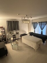 ハリキュア(Hari-Cure)/お2人で一緒に美容鍼！！