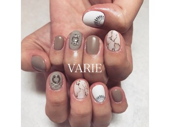 ヴァリエ(VARIE)/