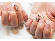 ネイルサロンブラン(nail salon BLANC)/フレンチとビジューのブライダル