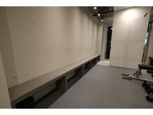 エヌプラスボディワークス(n+body works)/店内　雰囲気
