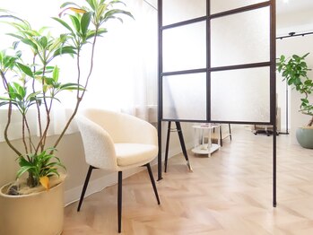 ザ バームシックス 銀座三丁目店(THE BALM six)/THE BALM six 銀座三丁目店