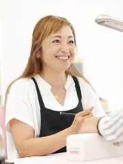 門野 Rin 優子(ネイリスト　店長)