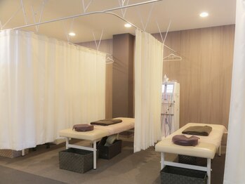 東寺イツキ整骨院 整体院