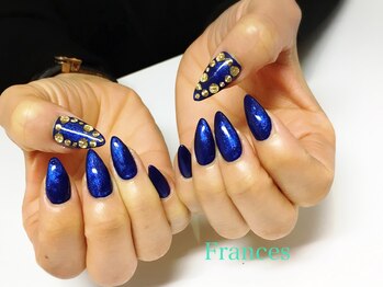 フランセス(Frances)/スタッズネイル