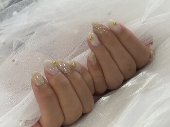 アリエル(Ariel)/手元がきれいに見えるネイル