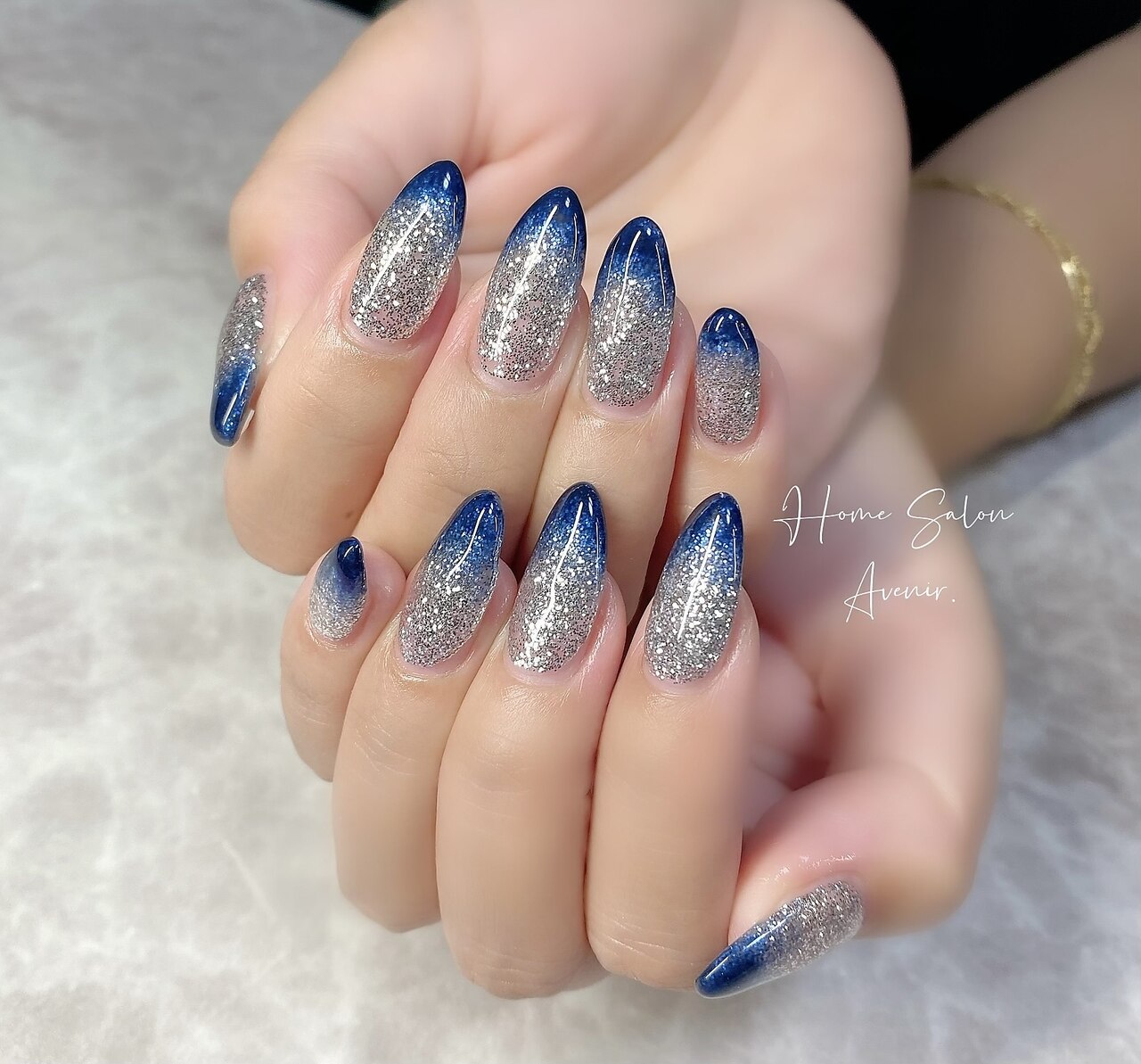 2025年-2026年冬トレンド】ラメグラデーション 秋のネイルデザイン集 2025年-2026年冬トレンド】ラメグラデーション 秋のネイルデザイン集