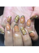 ルフリーク(Le Freak)/大人な夏ネイル