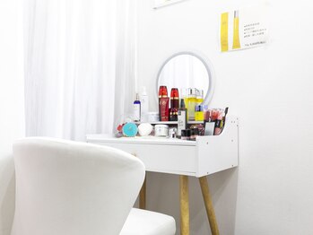 オハシロ 石橋駅前店(Ohashiro)/化粧スペース