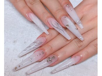 マルチューネイル 池袋(MARUCHU NAIL)/長さ出しMAX/持ち込みデザイン