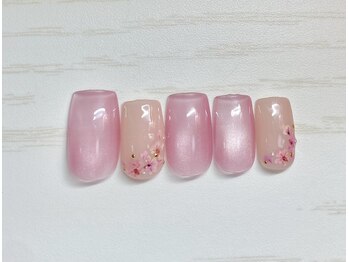 ピンク押し花ネイル