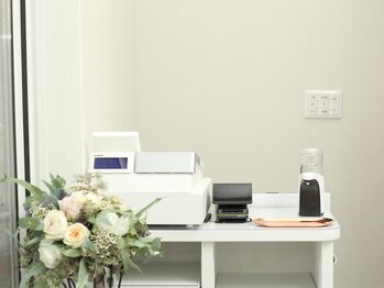 エミニー(EMINY)/