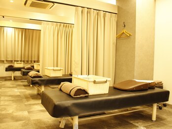 リラックス 武蔵小山店/ 開放的な空間でリラックス