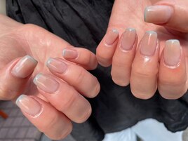 くすみ/細フレンチ/秋ネイル