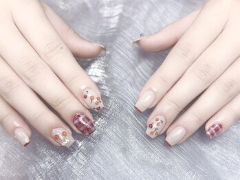 ルル 新宿店(Lulu’s)/持ち込み・新宿ネイル・長さだし