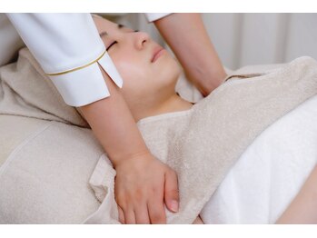 ブランリリー(Blanc Lily)/マッサージ付き