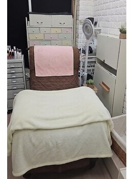 アイラッシュサロン シエル(Ciel)の写真/仕事帰りも身軽に♪忙しい毎日を彩る上質空間！落ち着ける完全個室で、理想のデザインを叶える贅沢を◎