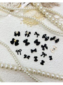 リラネイルサロン/黒リボンパーツ