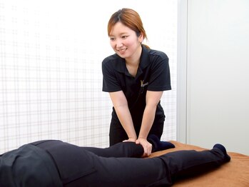 ひまわり整骨院 スポーツ(ひまわり整骨院+SPORTS)/整体師によるマッサージ