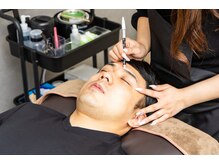 眉毛の匠/大人の落ち着きと凛々しさを纏う